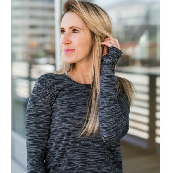 Zyia Ash Split Back Long Sleeve - Charcoal / Black - Picture 5 of 9